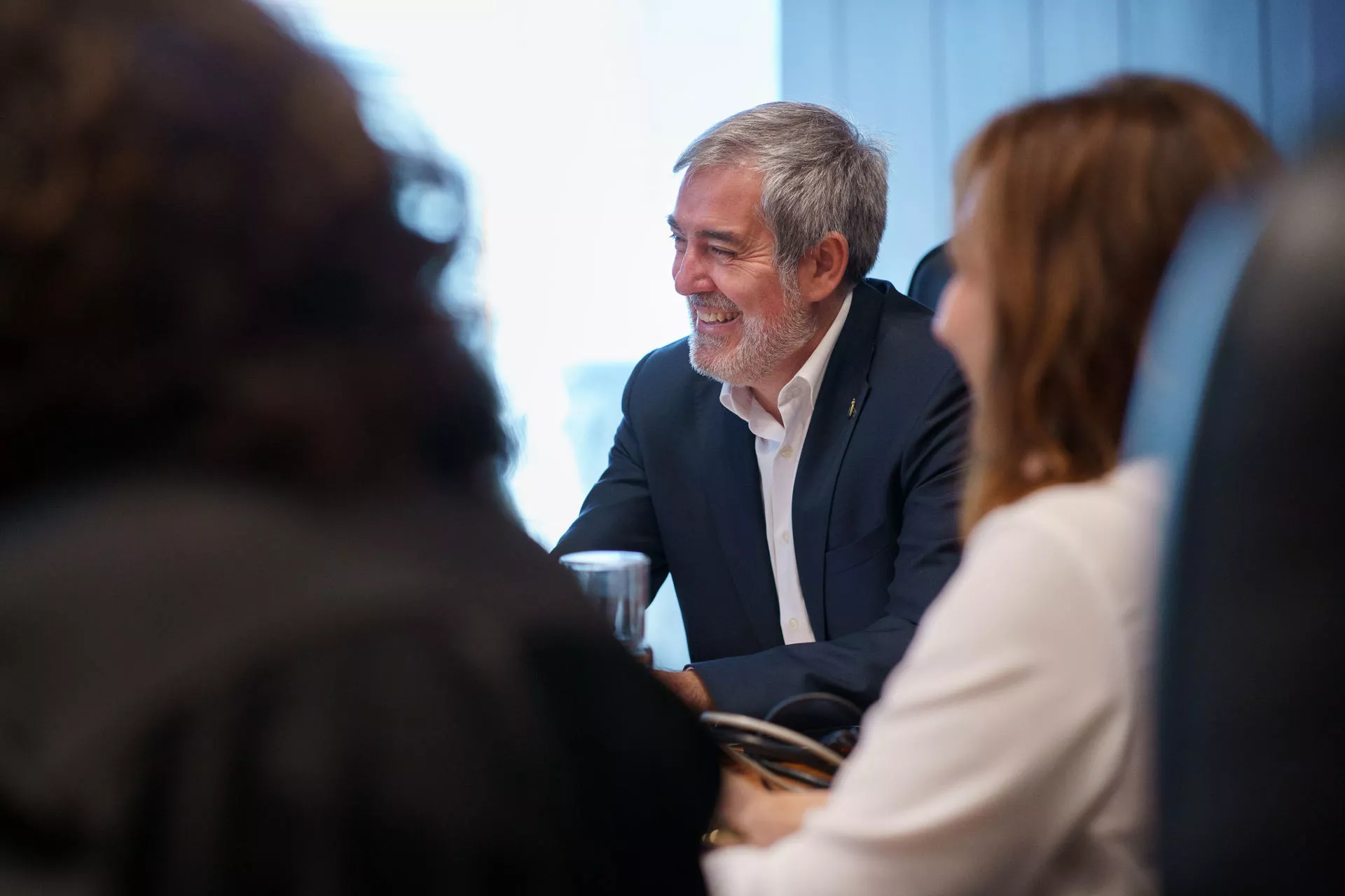 Clavijo califica como "grave" que el Supremo obligue al Estado a acoger a menores solicitantes de asilo. / RAMÓN DE LA ROCHA-EFE