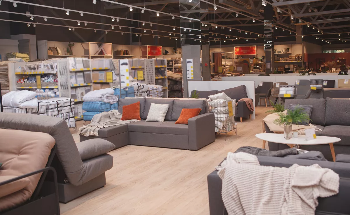 Imagen de una tienda de muebles / CANVA