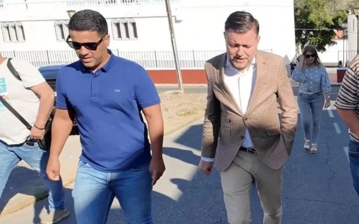 Samuel Henríquez, Primero Canarias, junto a Teodoro Sosa. / AH