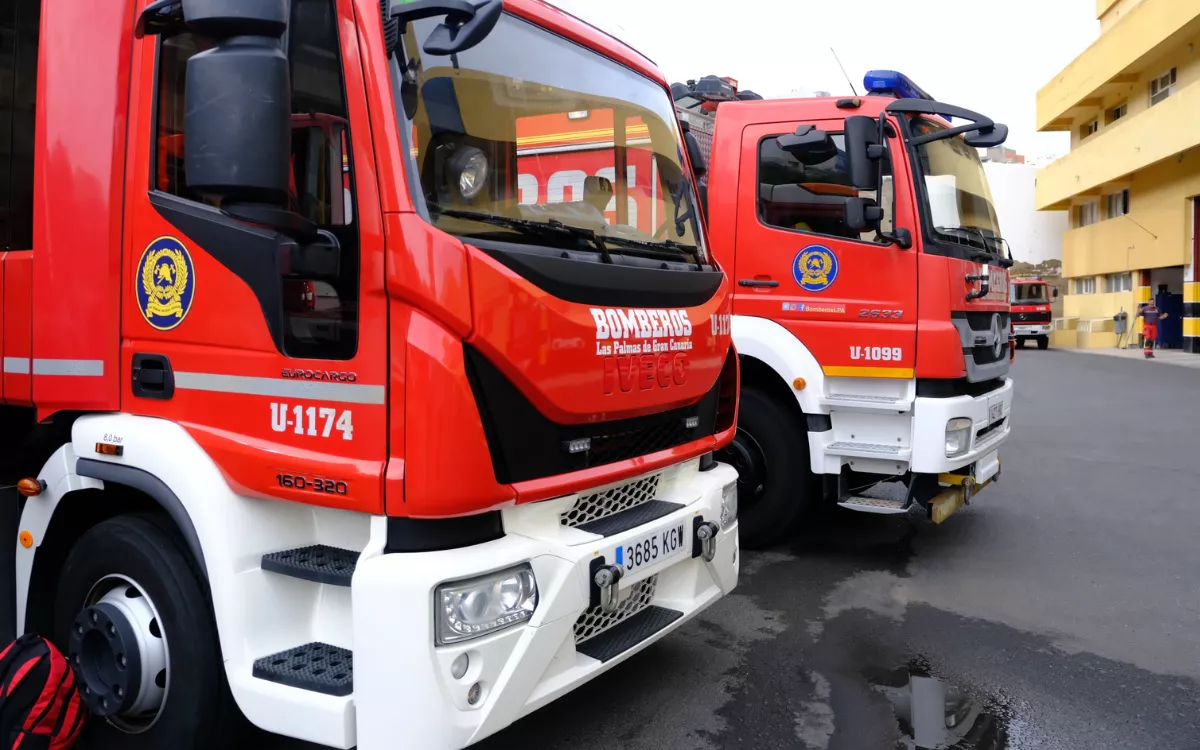 Las Palmas refuerza su flota de bomberos con un camión nodriza y dos vehículos de mando. / AH
