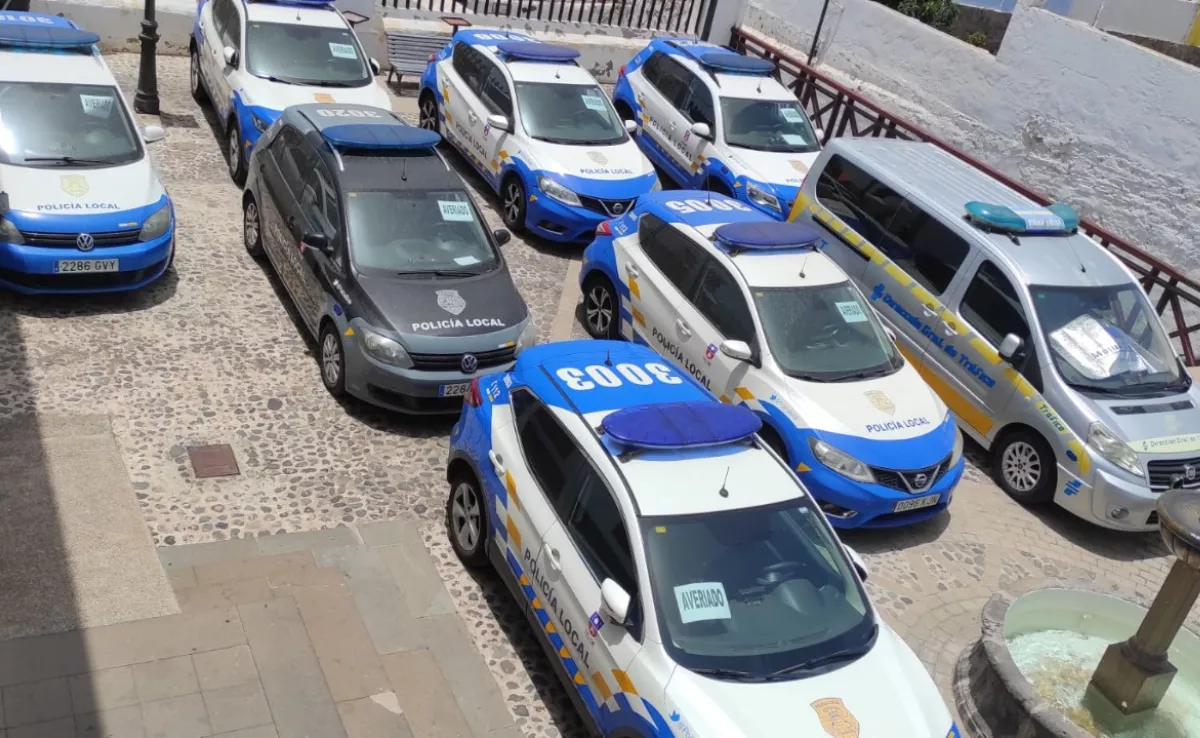 Vehículos de la Policía Local de Telde averiados / CEDIDA