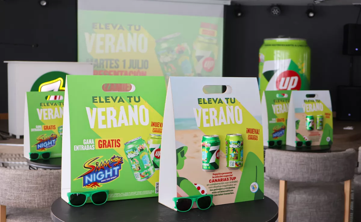 El Teide, enanos de La Palma o las dunas de Maspalomas: la nueva lata de 7Up exclusiva de Canarias./ CEDIDA