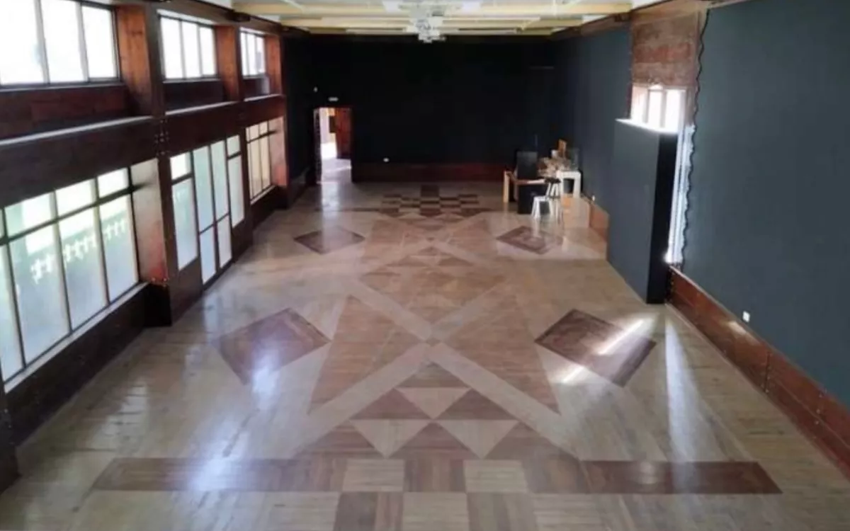 Del abandono a la transformación: así será la reforma millonaria del Museo Néstor. En la imagen, una de las salas de la pinacoteca. / AH