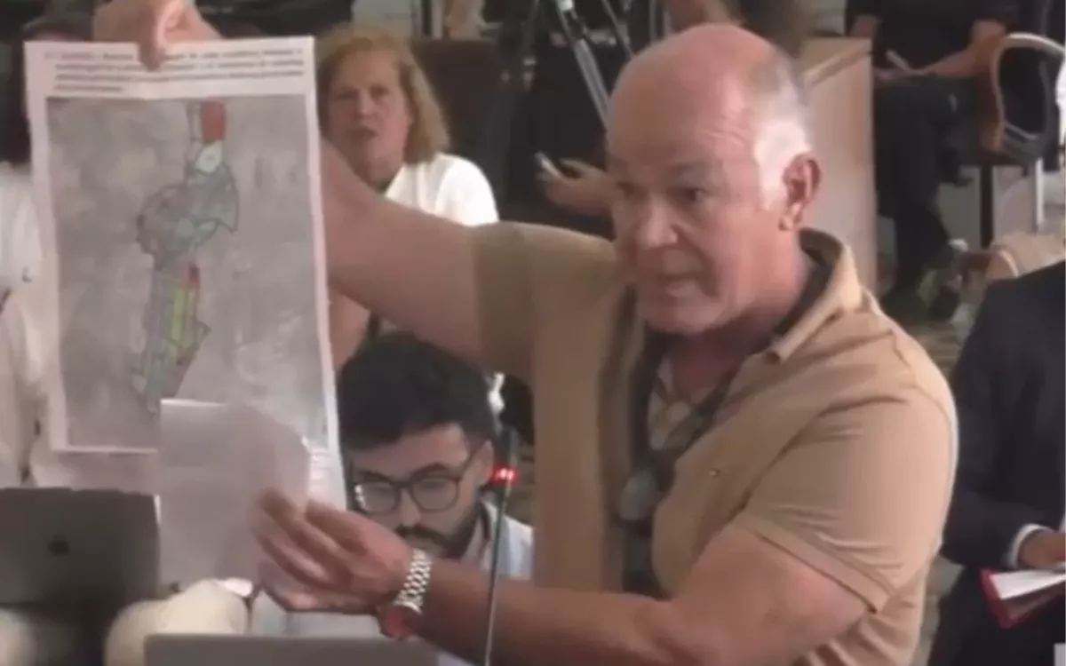 Juan Angulo: "El terror en Las Torres lo provoca el Ayuntamiento". / AH