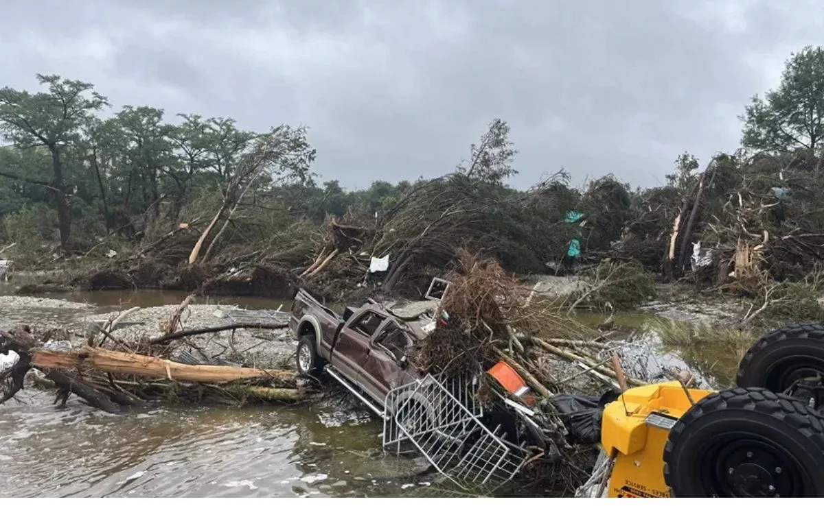 Vista de los daños causados ​​por las inundaciones en la zona de Kerrville, Texas. EFE/Alejandra Arredondo