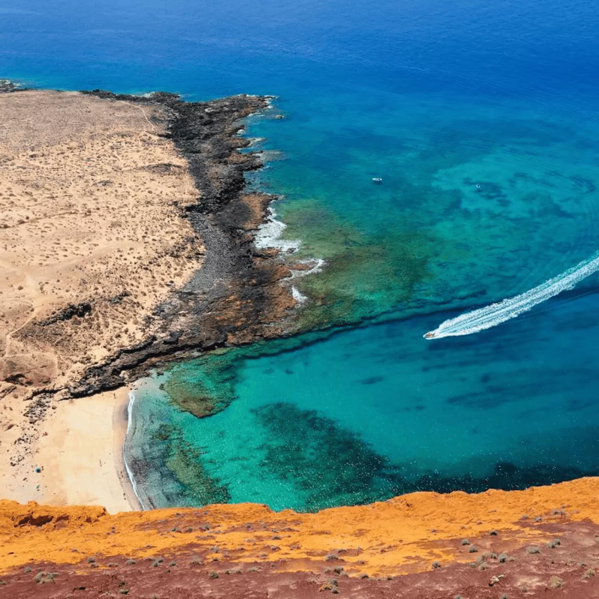Imagen de la playa más colorida de Canarias / HOLA ISLAS CANARIAS