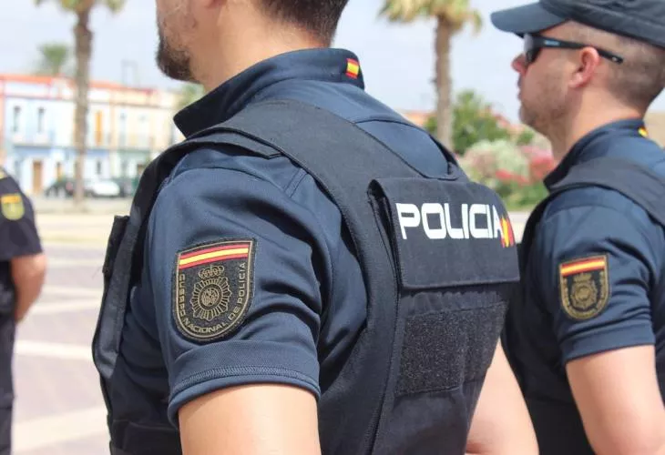 Detenidos tres hombres por una docena de robos con fuerza en restaurantes de Los Cristianos