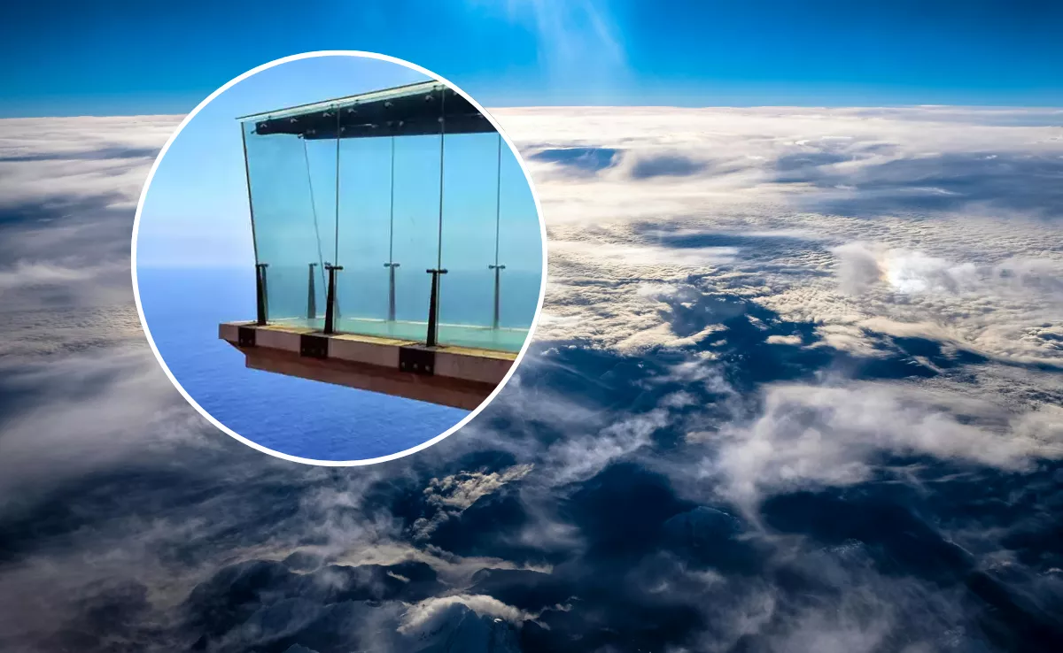 Imagen del mirador para caminar por encima de las nubes y el mar / MONTAJE AH