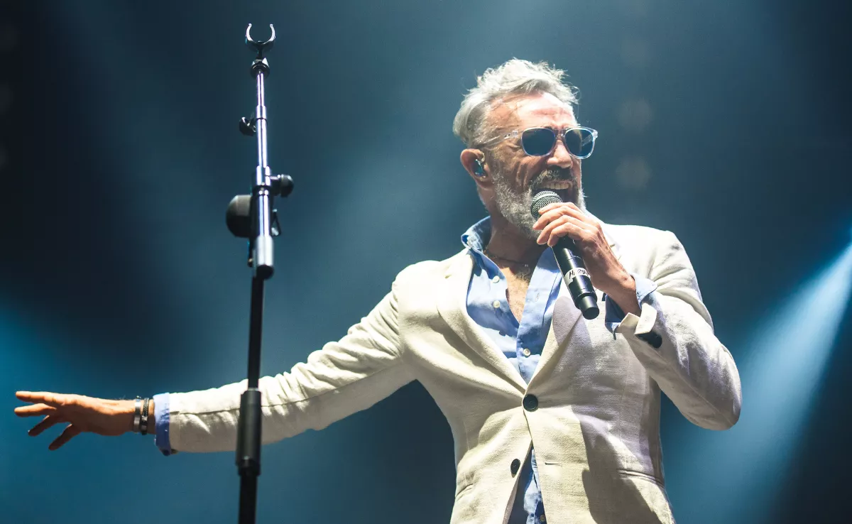 Rafa Sánchez, la voz de la banda de pop rock española La Unión / FUNDACIÓN AUDITORIO TEATRO 