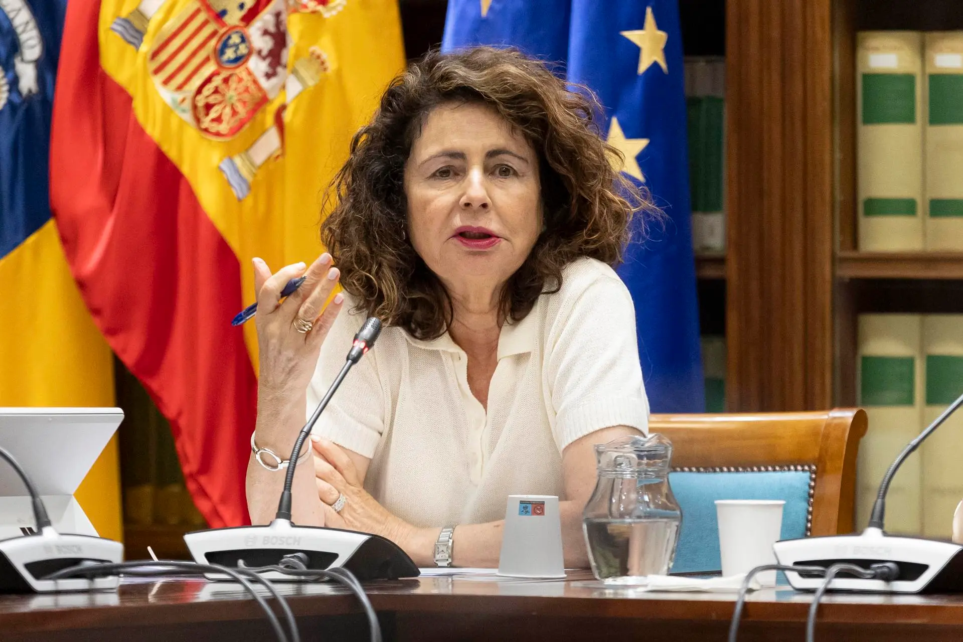 La consejera de Hacienda y Relaciones con la Unión Europea, Matilde Asian. / EFE - MIGUEL BARRETO