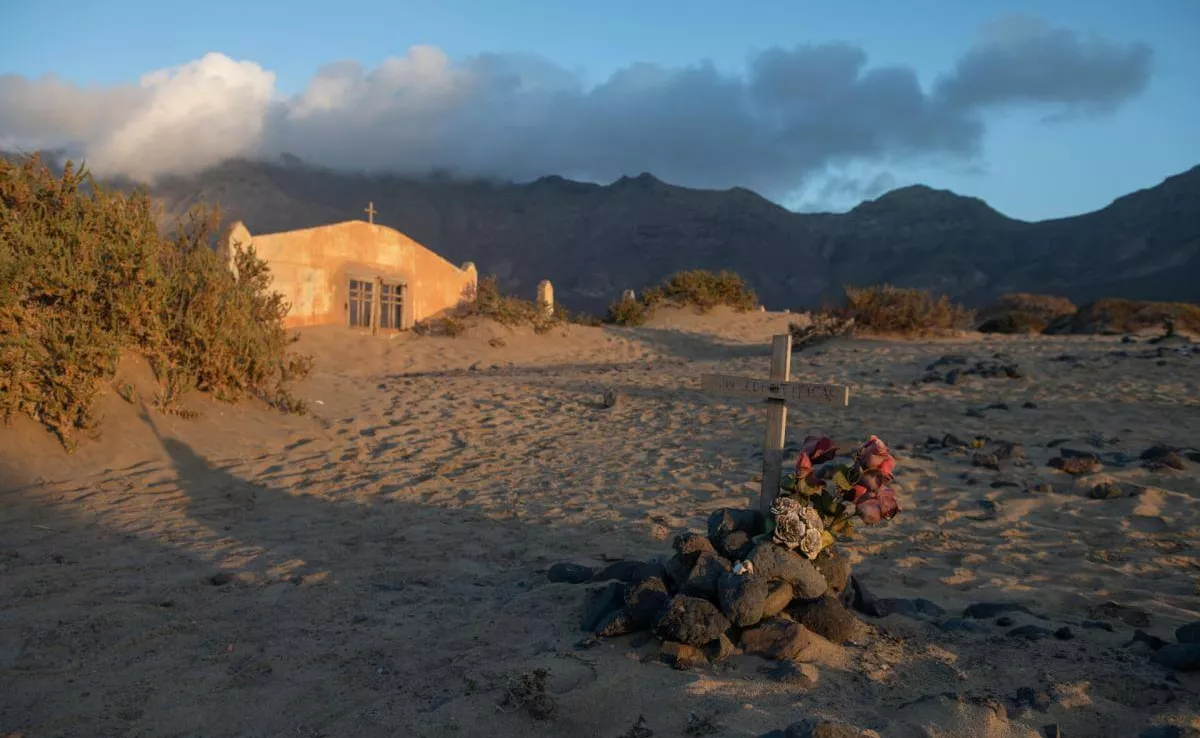Imagen del cementerio abandonado de Cofete / HOLA ISLAS CANARIAS