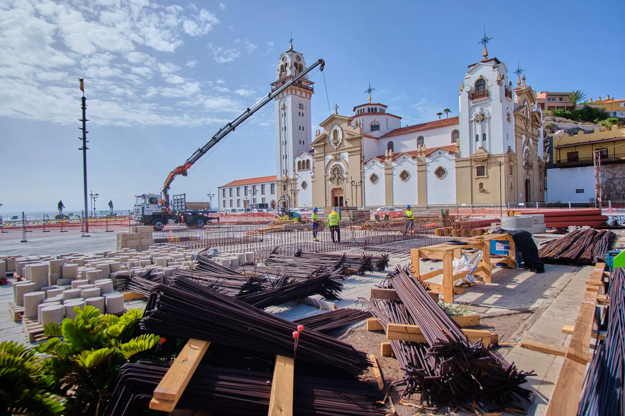 Imágenes de las obras en la plaza de la Patrona de Canarias. / CABILDO DE TENERIFE