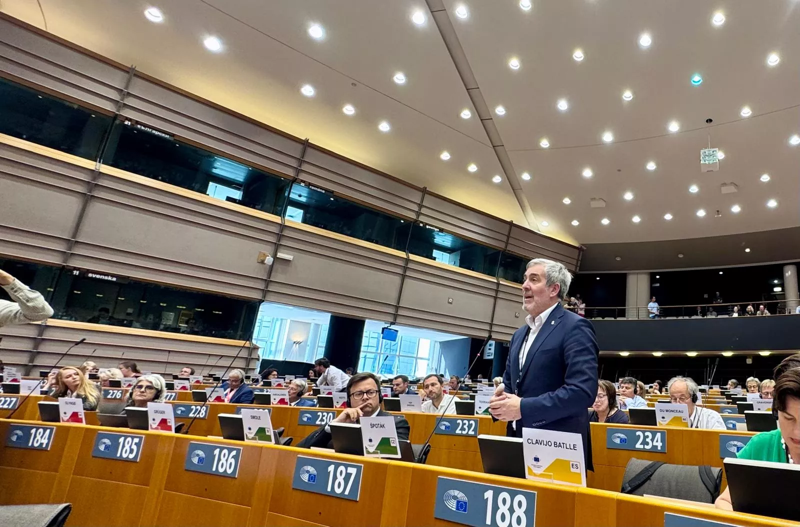 Clavijo en pleno del Comité de Regiones