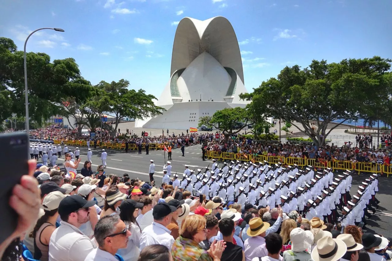 Imagen alusiva al Día de las Fuerzas Armadas. / AYUNTAMIENTO DE SANTA CRUZ DE TENERIFE
