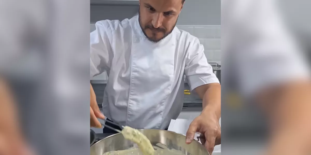 Imagen del chef cocinando un plato ideal para el verano / @COCINAYPUNTO 