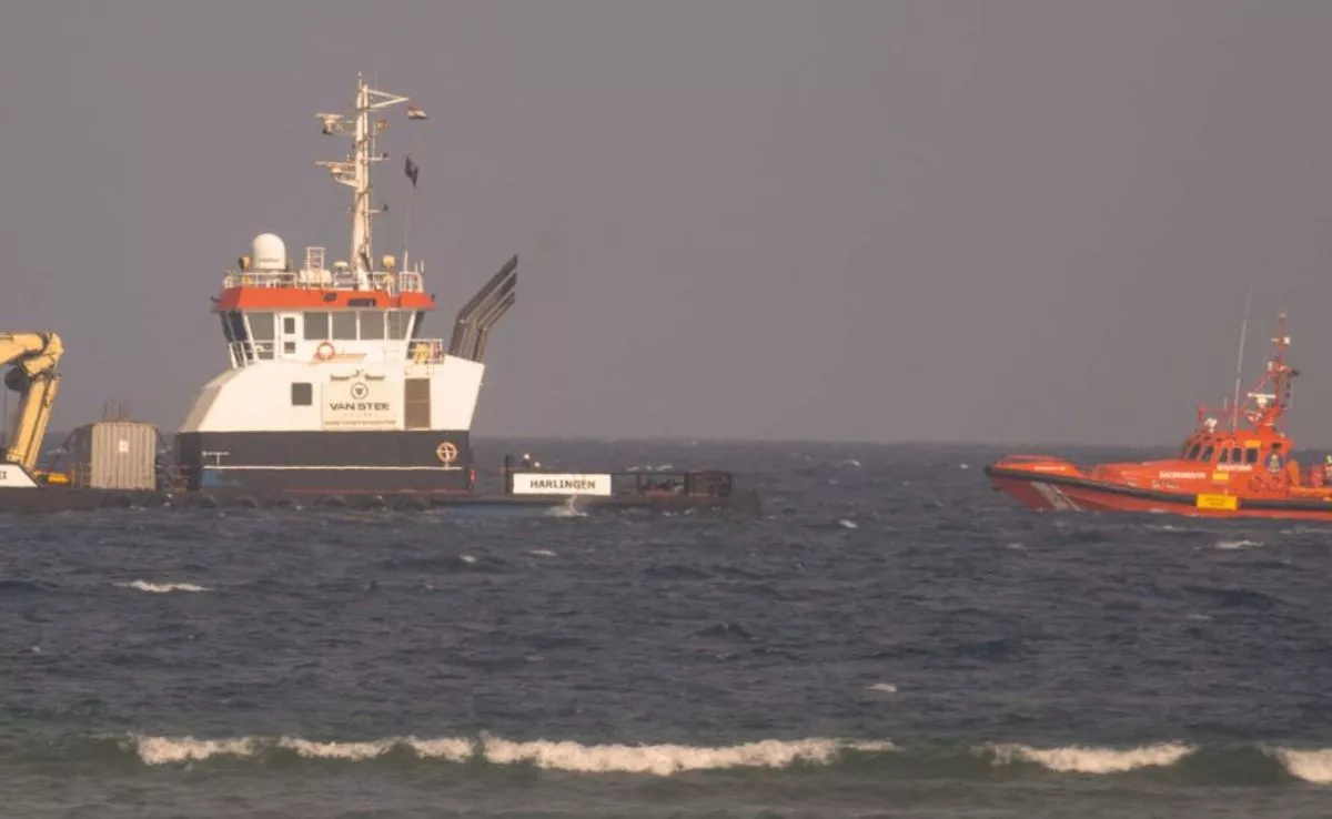 El buque remolcador 'Zwerver 3', que viaja con 49 polizones a bordo procedente de Senegal.|EFE