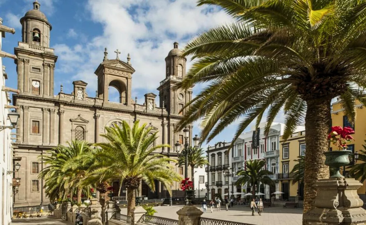 La Santa Iglesia Catedral-Basílica de Canarias​​​, más conocida como Catedral de Santa Ana, en Las Palmas de Gran Canaria / AH