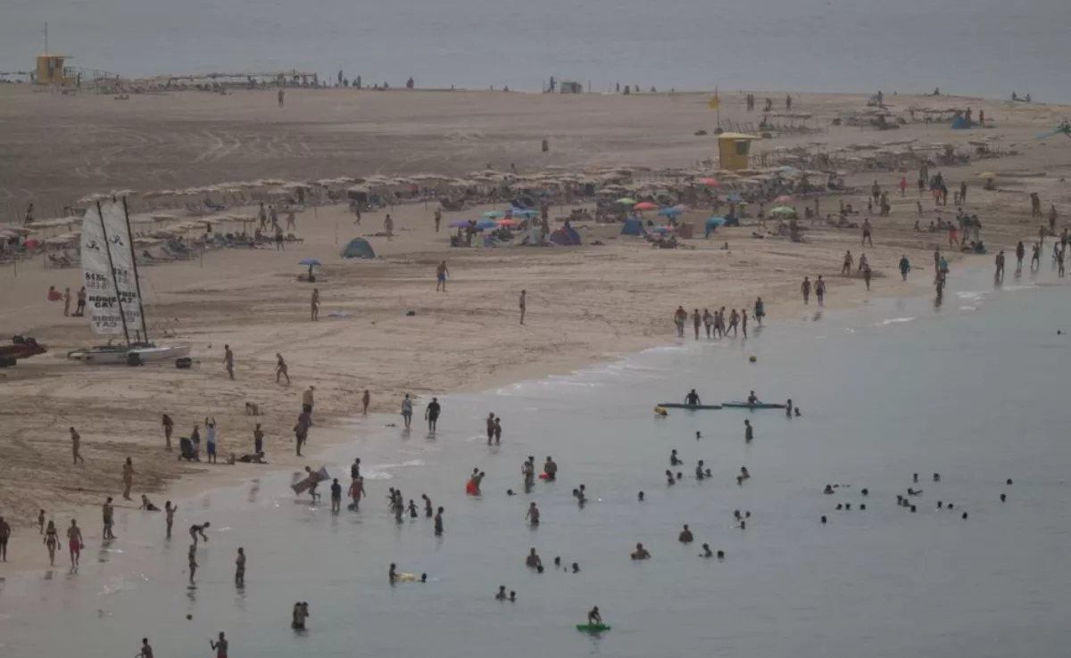 Imagen de una playa de Fuerteventura. / EFE - CARLOS DE SAÁ