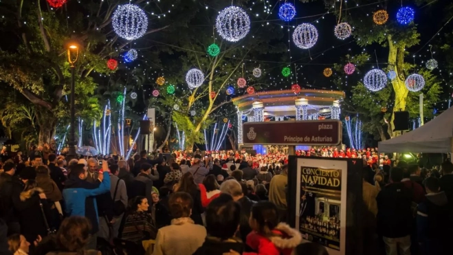 Imagen del alumbrado de Navidad en Santa Cruz de Tenerife. / AYUNTAMIENTO DE SANTA CRUZ DE TENERIFE Imagen del alumbrado de Navidad en Santa Cruz de Tenerife. / AYUNTAMIENTO DE SANTA CRUZ DE TENERIFE