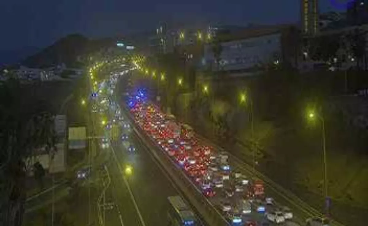 Retenciones por el atropello ocurrido este jueves en la TF-5. / 112 CANARIAS