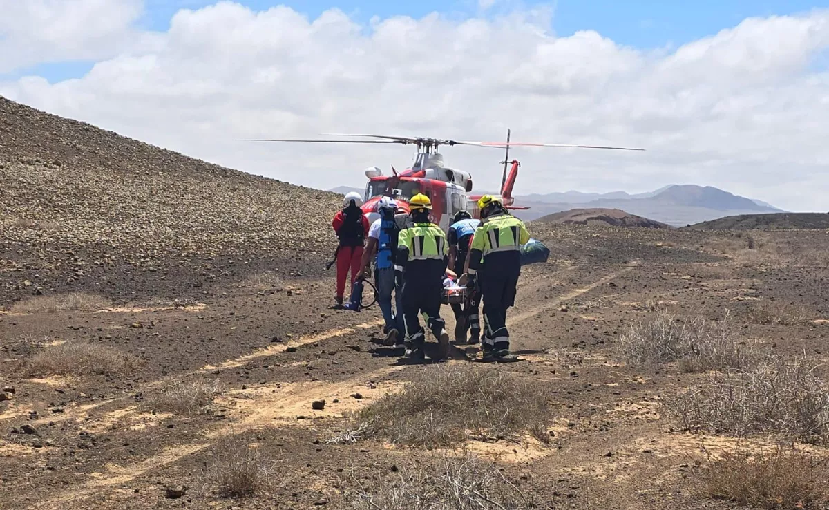 Imágenes del rescate al senderista / 112 CANARIAS