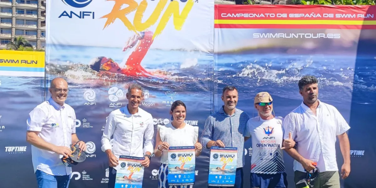Foto de familia en la presentación del Anfi Mogán Swim Run  CEDIDA