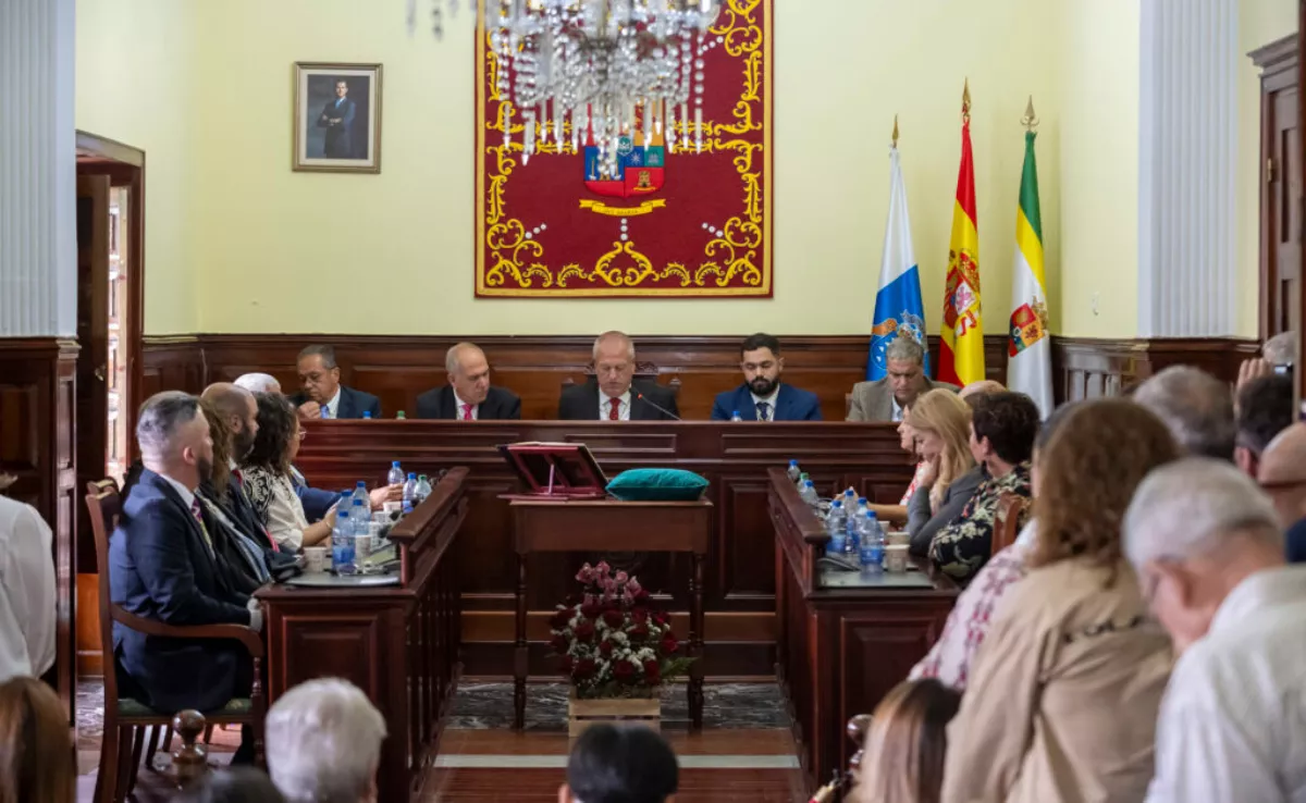 Imagen de un Pleno del Ayuntamiento de Teror / AYUNTAMIENTO DE TEROR