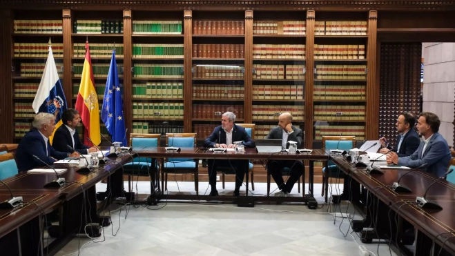 Reunión entre el Gobierno y las universidadesEFE ALBERTO VALDÉS (2) Reunión entre el Gobierno y las universidadesEFE ALBERTO VALDÉS (2)