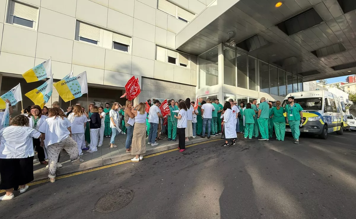 Sanitarios protestan este viernes por el proceso de estabilización / AH