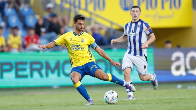 Momento del partido entre la UD Las Palmas y la Real Sociedad BUD LAS PALMAS (2) Momento del partido entre la UD Las Palmas y la Real Sociedad BUD LAS PALMAS (2)