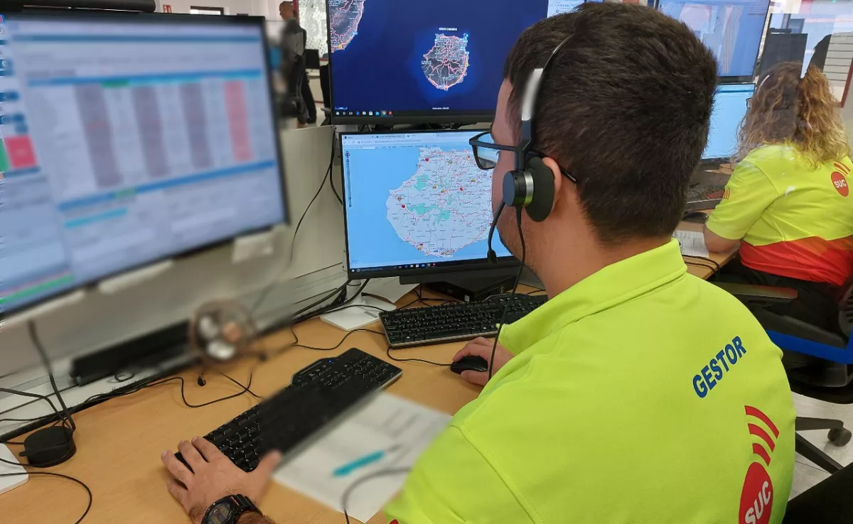 Un trabajador del 112 Canarias / 112 CANARIAS