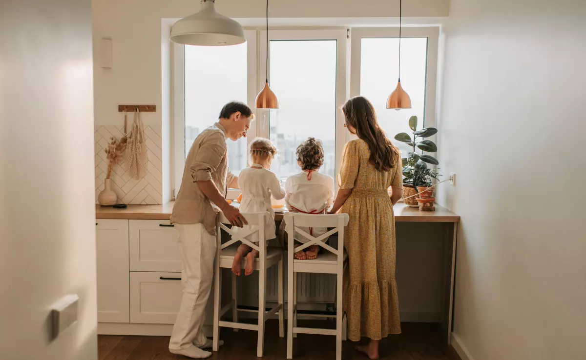 Imagen de un ambiente familiar. / CANVA 