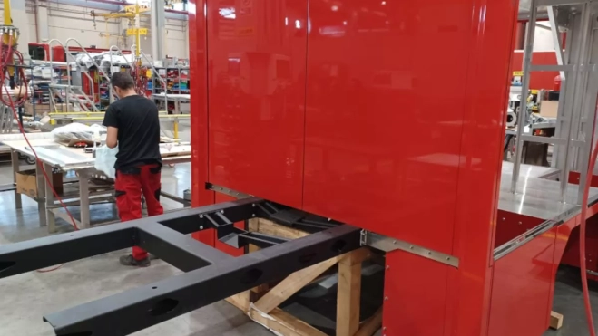 Ensamblaje de uno de los nuevos camiones de bomberos que prepara el Ayuntamiento. 