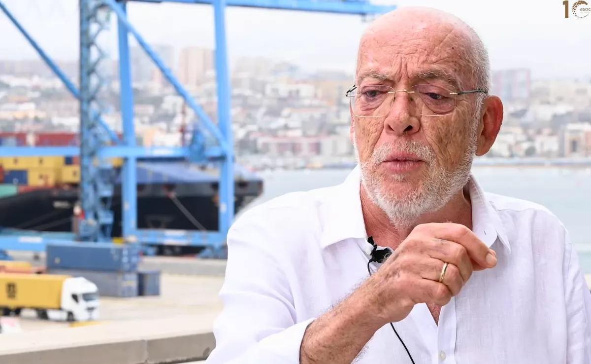 Juan Pérez Pérez, expresidente de Asocelpa, durante la entrevista por el centenario de Asociación de Consignatarios y Estibadores de Buques de Las Palmas. / AH