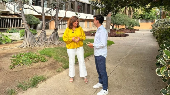 La portavoz del PP Jimena Delgado junto al concejal del PP Ignacio García Marina / AH