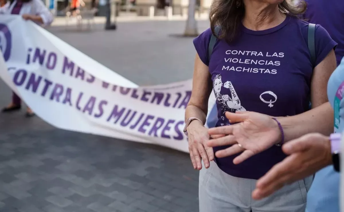 Imagen de archivo de una concentración convocada por el Foro contra la Violencia de Género de Tenerife / EFE - RAMÓN DE LA ROCHA