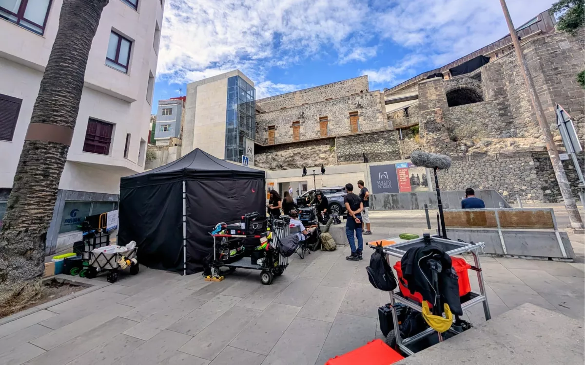 Las Palmas acoge el rodaje de ‘Caldas, el último barco’, serie de Secuoya Studios para Netflix. / AH