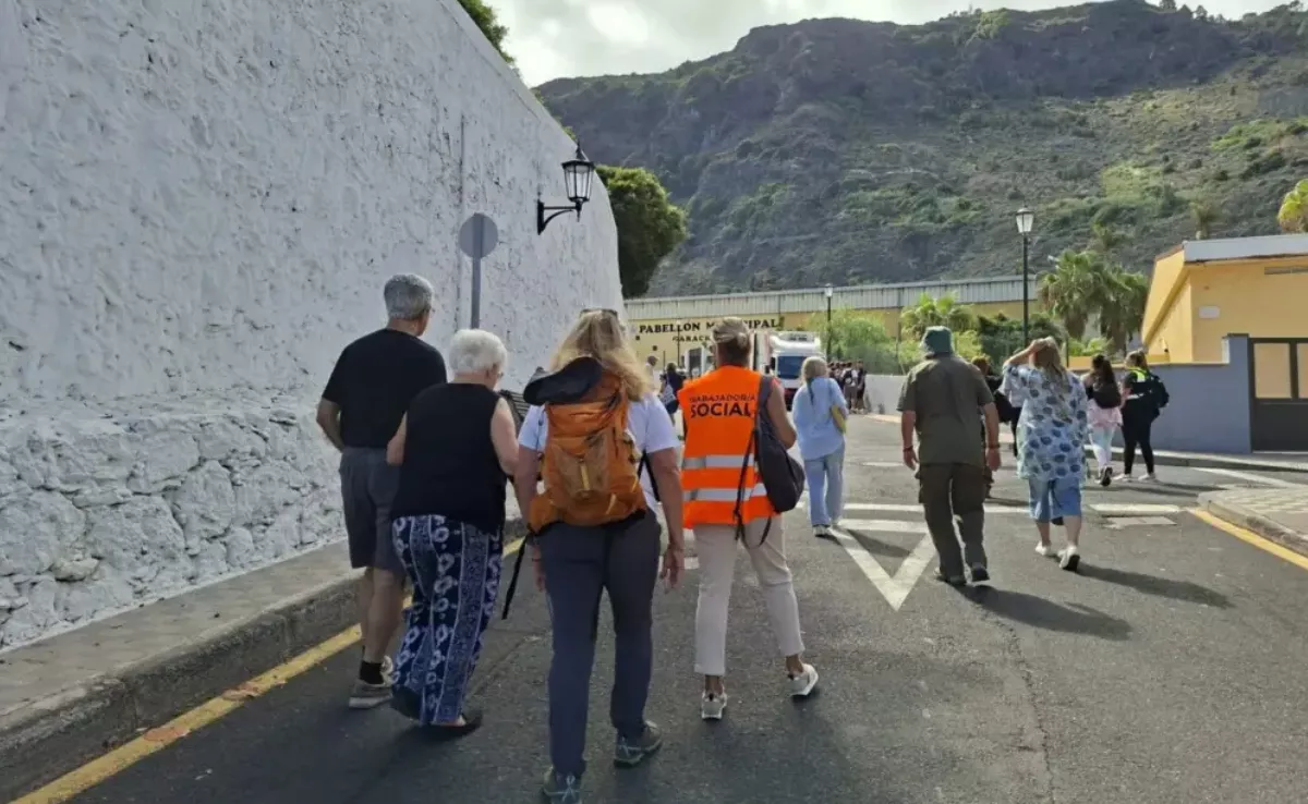 Simulacro de erupción ante riesgo volcánico en Garachico|RTVC