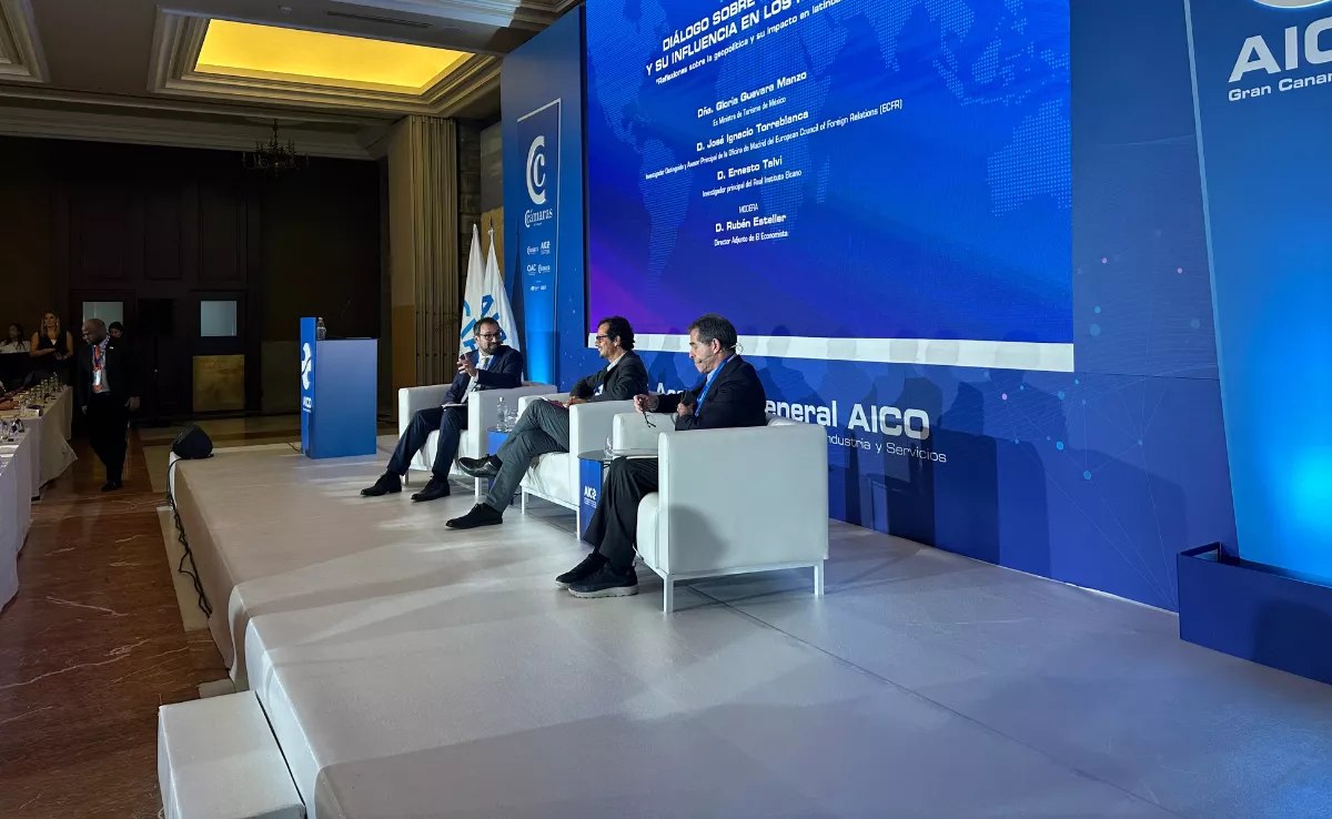 El diálogo Reflexiones sobre la geopolítica y su impacto en Latinoamérica / AH - MARCOS MORENO