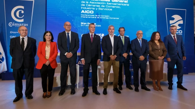 Las autoridades presentes en la AsambleaEFE ÁNGEL MEDINA G.