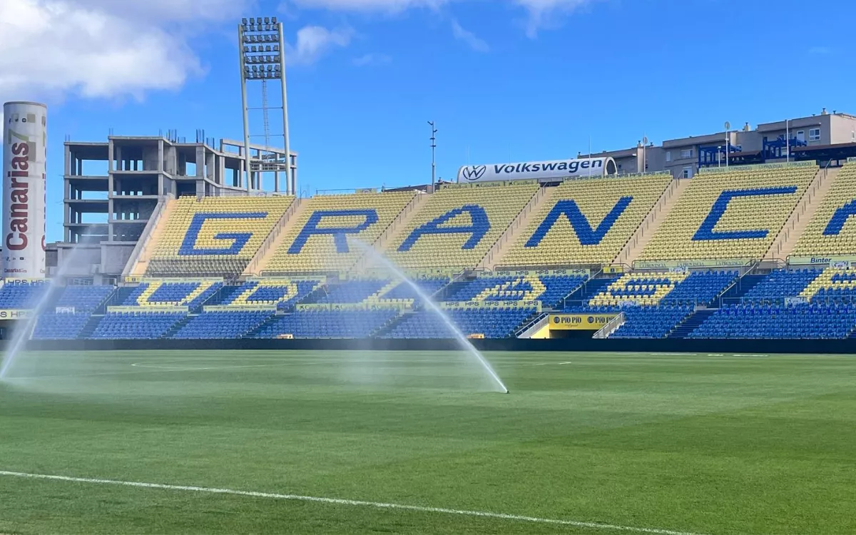 Hercal Diggers ejecuta por 800.000 euros la primera fase de la reforma del Estadio de Gran Canaria. / AH