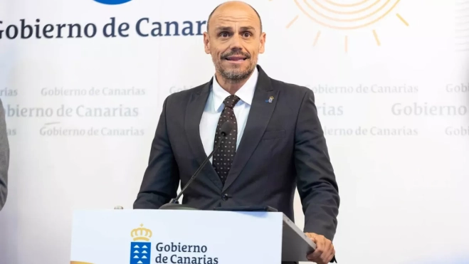 El viceconsejero de la Presidencia y portavoz del Gobierno de Canarias, Alfonso Cabello. Archivo EFE / Miguel Barreto