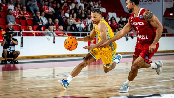 El Dreamland Gran Canaria arrasa en Lisboa y firma un estreno histórico en la Champions (61-98). / CB GRAN CANARIA El Dreamland Gran Canaria arrasa en Lisboa y firma un estreno histórico en la Champions (61-98). / CB GRAN CANARIA