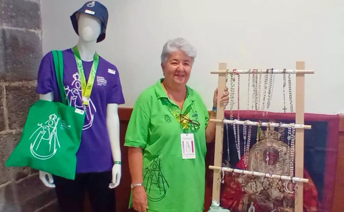 Sara Pérez, voluntaria diocesana en la visita de la Virgen de Candelaria a Santa Cruz|TERECOELLO-AH