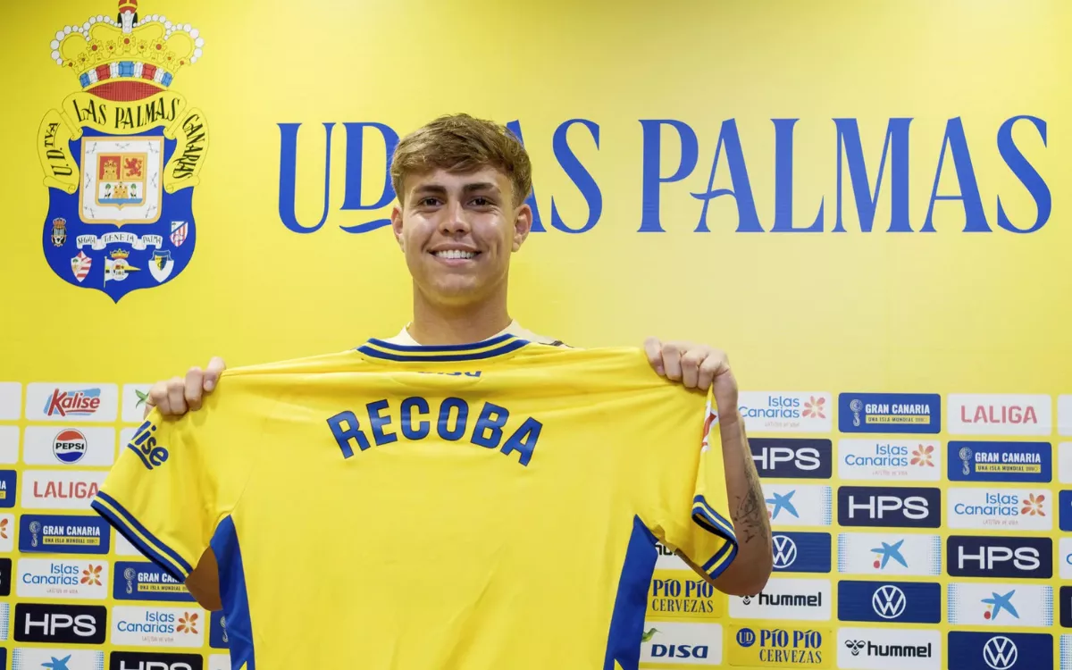 Jeremía Recoba sufre una rotura de ligamento cruzado y se pierde lo que resta de temporada. / EFE