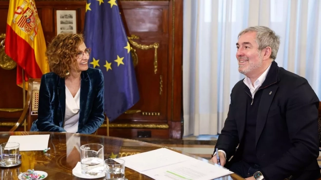 María Jesús Montero y Fernando Clavijo durante una reunión en Madrid|EFE María Jesús Montero y Fernando Clavijo durante una reunión en Madrid|EFE