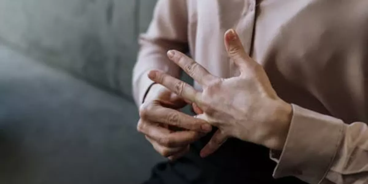 Imagen de una persona casada / PEXELS