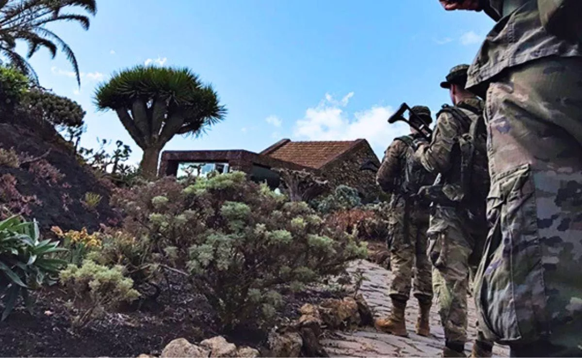 Despliegue militar en El Hierro|DEFENSA