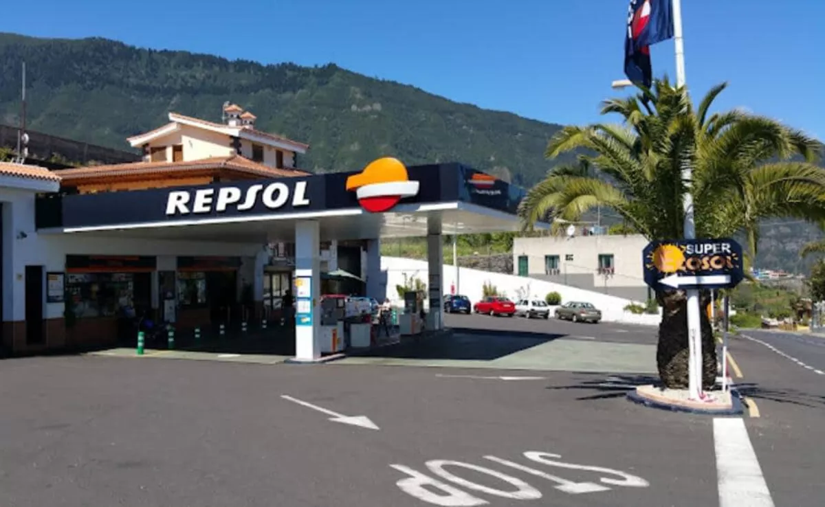 Repsol de Palo Blanco en Los Realejos / REPSOL