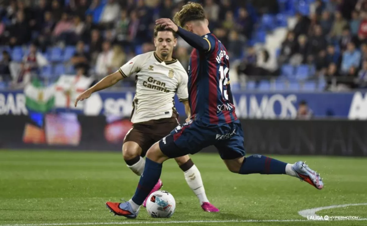 La UD Las Palmas y el Huesca empataron uno a uno / LA LIGA